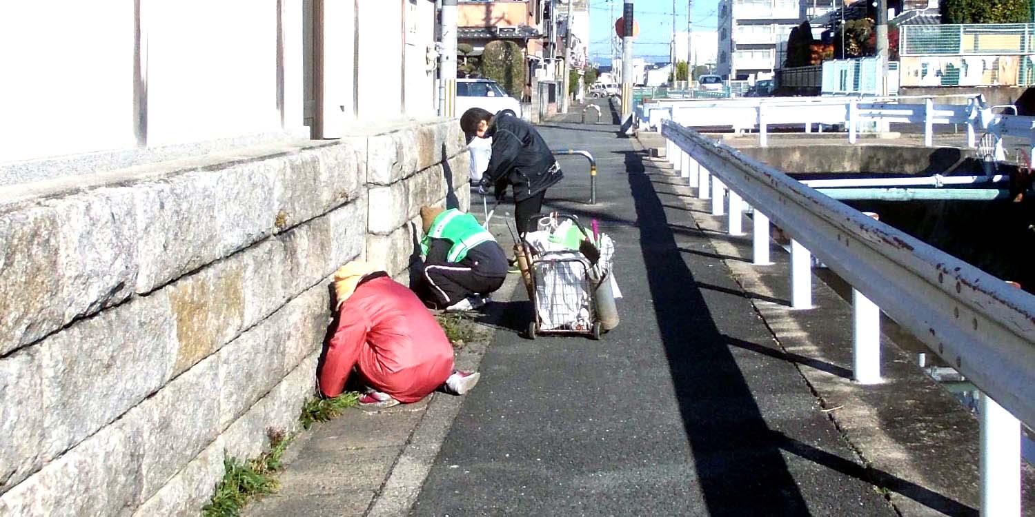 ▲12月29日(日) 令和元年最後の道路清掃（八幡軸）