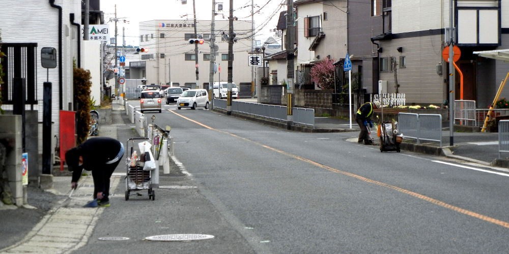 ▲ 2月23日(祝) 府道府道八幡木津線の清掃 (小西バス停付近)